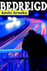 Bedreigd - K. Brooks (ISBN 9789061698920)
